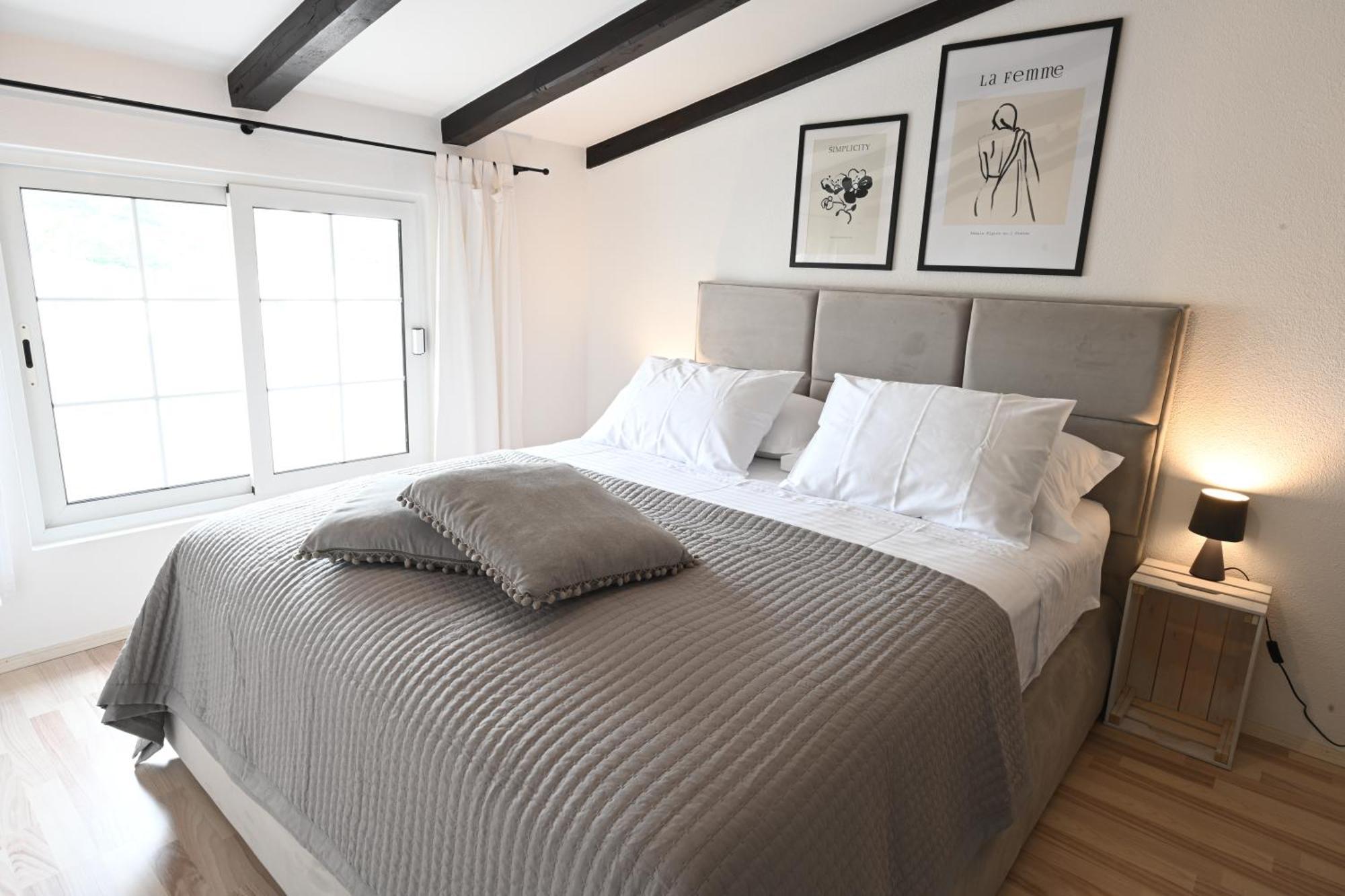 Apartment Kokolo Sea View Hvar Hvar Town Exteriör bild